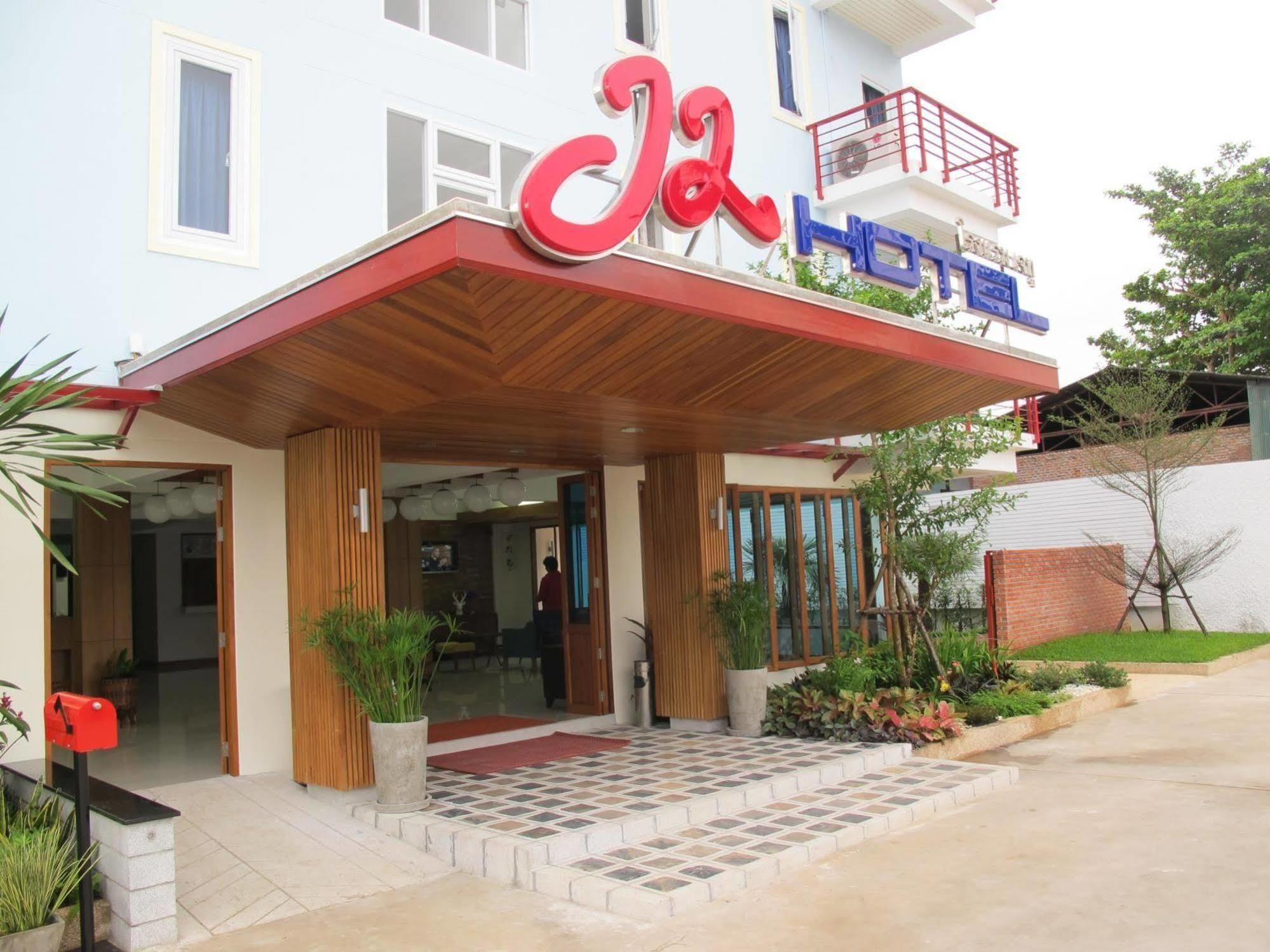 J2 Hotel Maesot Mae Sot Exterior foto